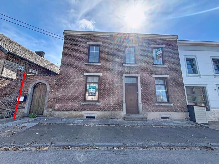 3-kamerhuis te koop in VELAINE-SUR-SAMBRE