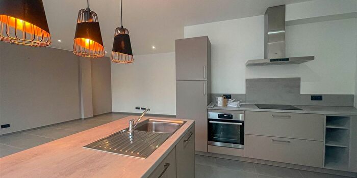 Huizen Koop Huur - 2