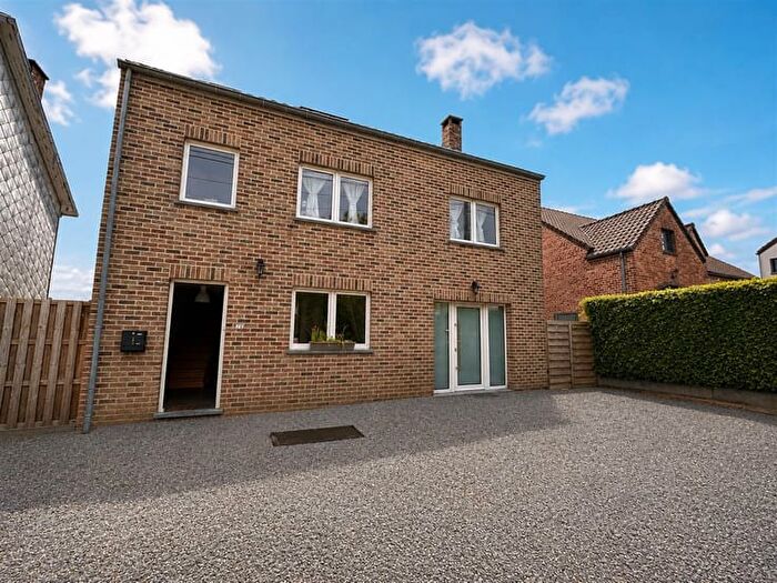 4-kamerhuis te koop in FLAWINNE
