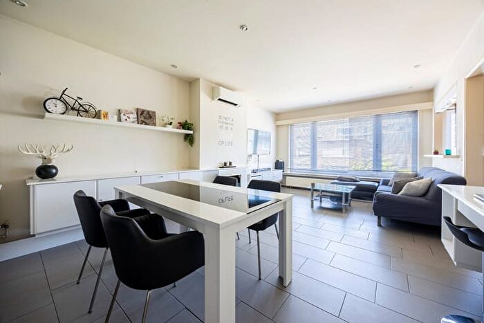 2-kamerappartement te koop in Merksem