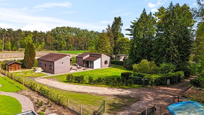 2-kamerhuis te koop in STEKENE