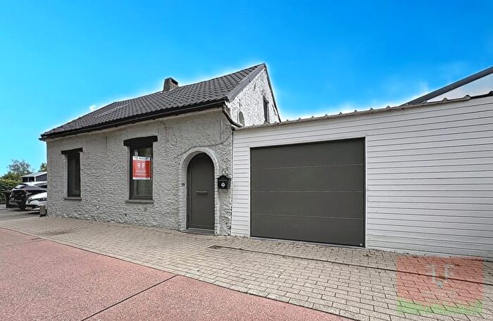 13-kamerhuis te koop in Erembodegem