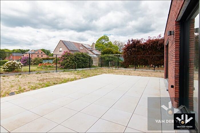 11-kamerappartement te koop in Helchteren