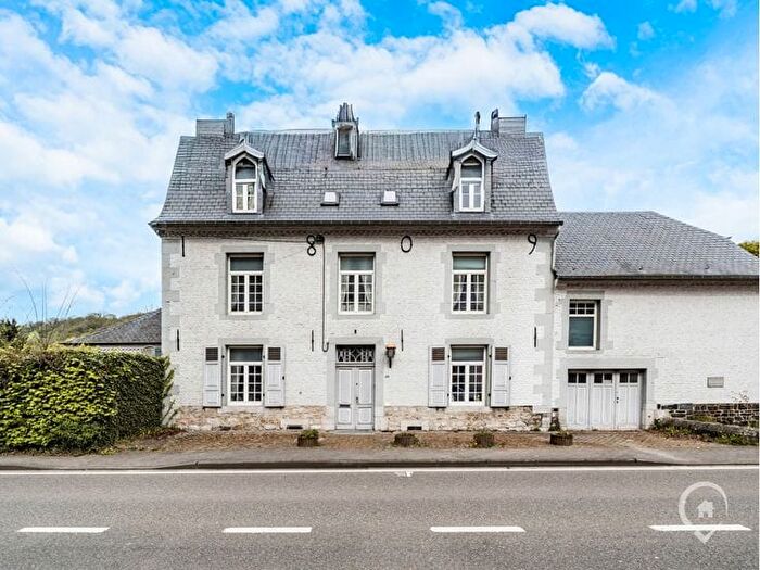 10-kamerhuis te koop in Dinant