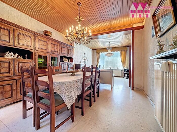 18-kamerhuis te koop in Erembodegem