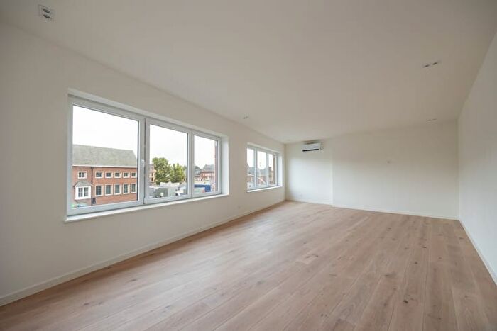 9-kamerappartement te koop in Schoten