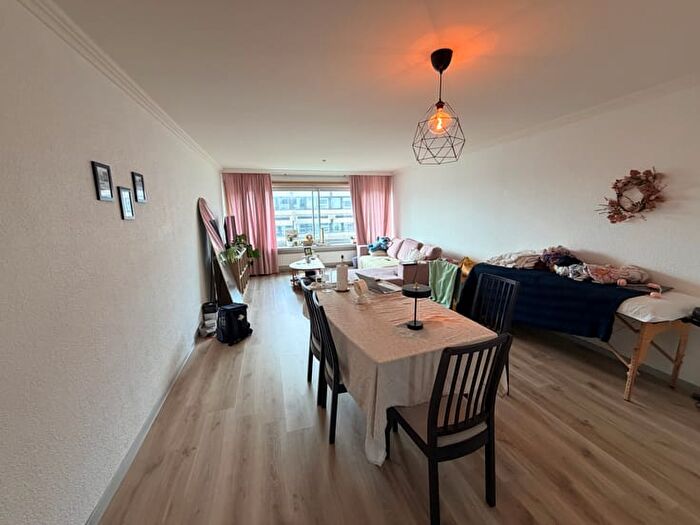 9-kamerappartement te huur in Gent