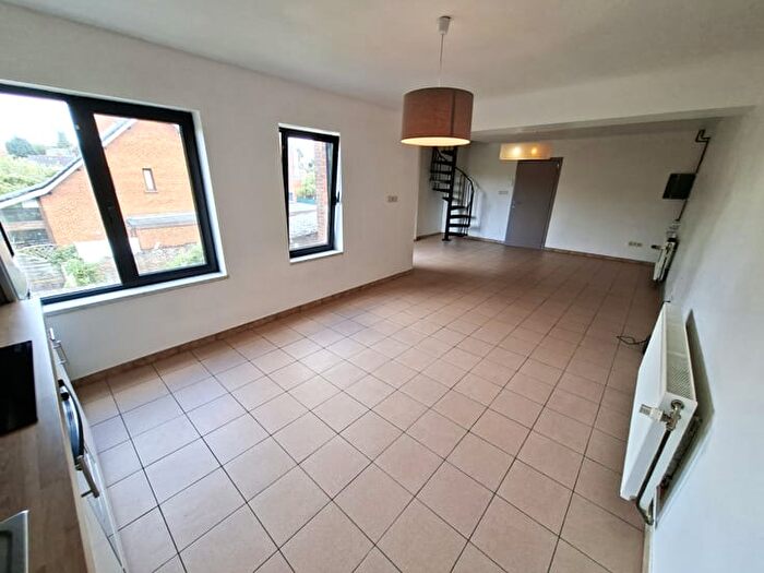 4-kamerappartement te huur in Dour