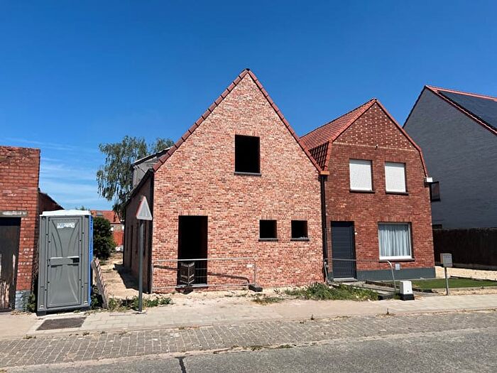 11-kamerhuis te koop in Oudenburg