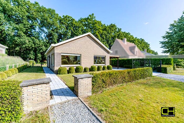 10-kamerhuis te koop in Lievegem