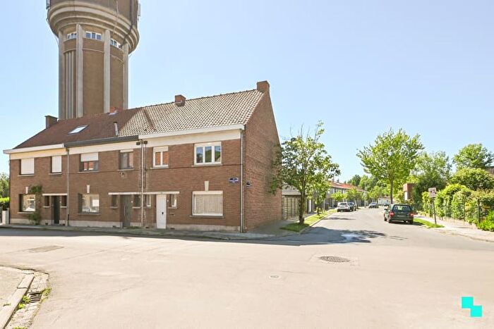 14-kamerhuis te koop in Izegem