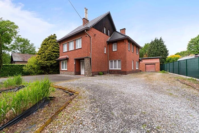 11-kamerhuis te koop in Genk