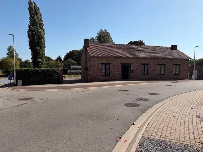 8-kamerhuis te koop in Wellen