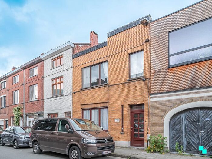12-kamerhuis te koop in Mariakerke