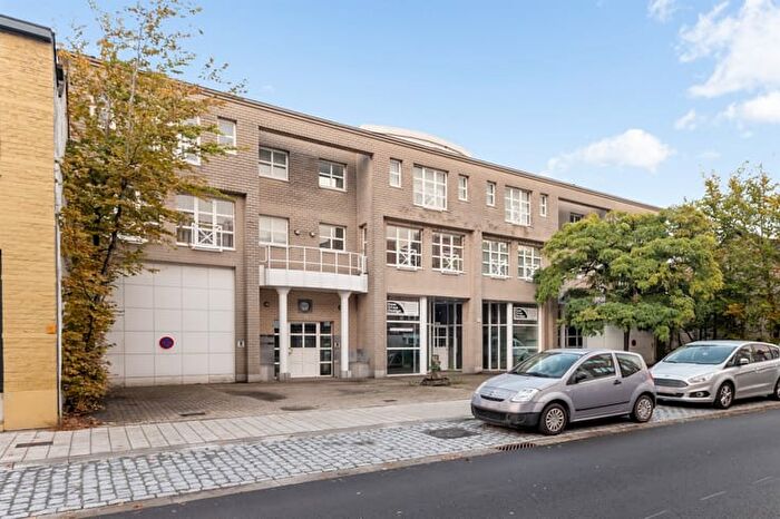 16-kamerhuis te koop in Merksem