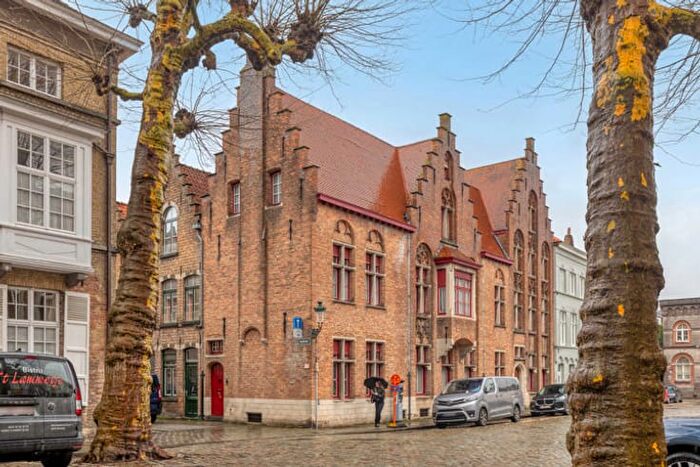 10-kamerhuis te koop in Brugge