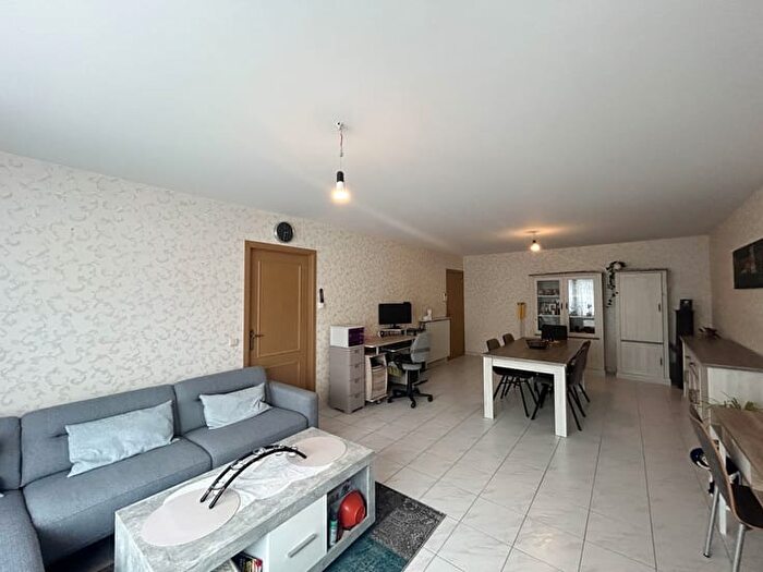 12-kamerappartement te huur in Roeselare