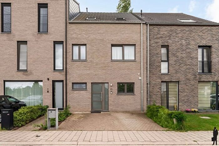 6-kamerhuis te koop in Edegem