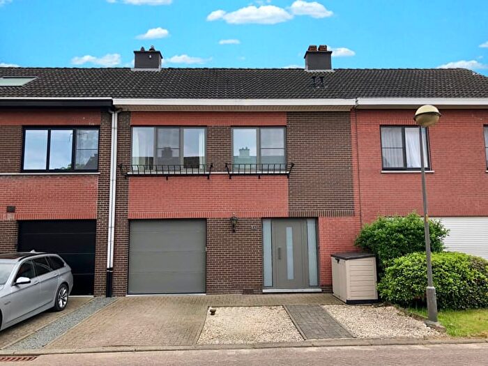 12-kamerhuis te koop in Zwijndrecht