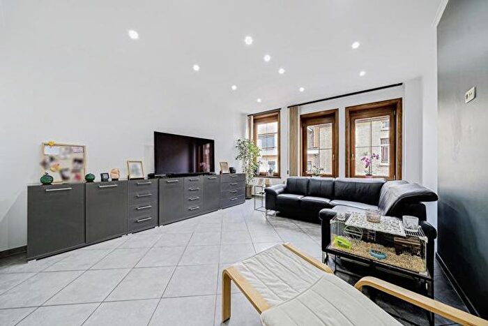 4-kamerhuis te koop in Charleroi Couillet