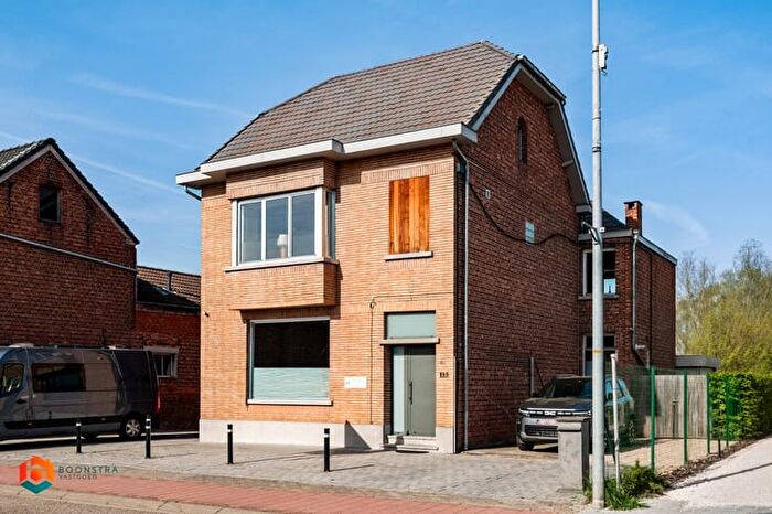 15-kamerhuis te koop in Putte