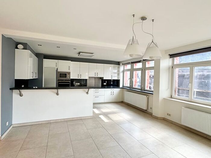 9-kamerappartement te huur in Namur