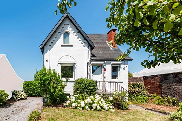10-kamerhuis te koop in Gosselies