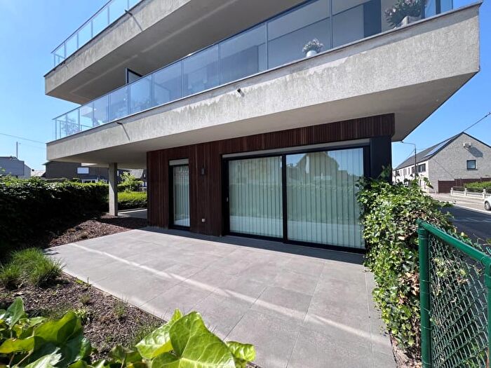 7-kamerappartement te koop in Zwevezele