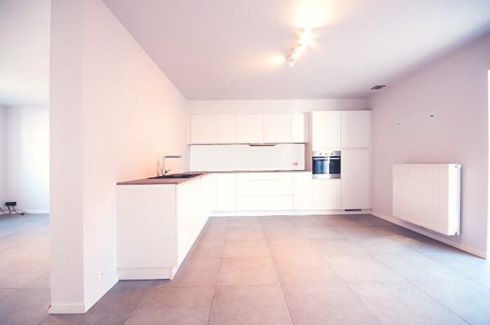 17-kamerhuis te koop in Zingem