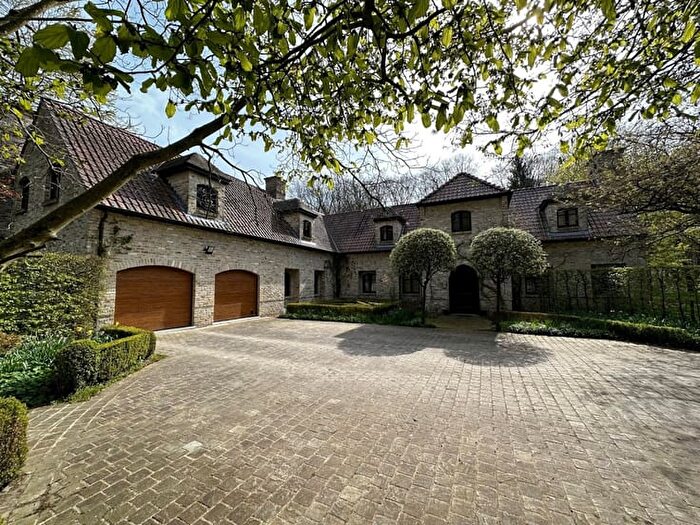 5-kamerhuis te koop in FRASNES-LEZ-BUISSENAL