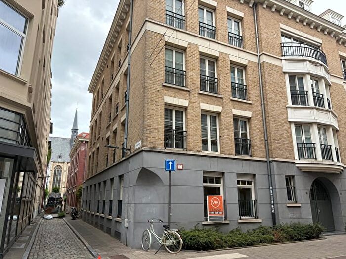 1-kamerappartement te koop in ANTWERPEN