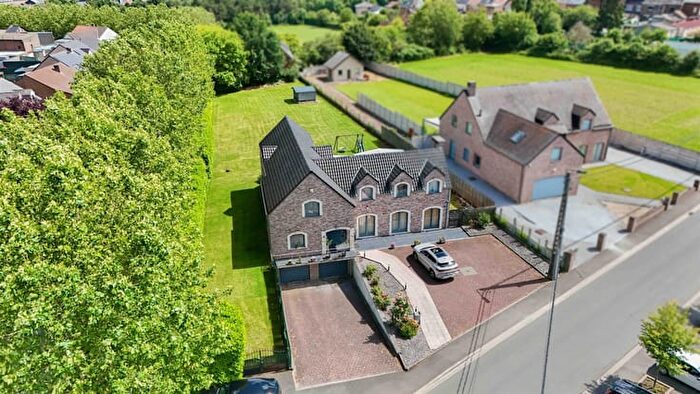 4-kamerhuis te koop in Monceau-Sur-Sambre