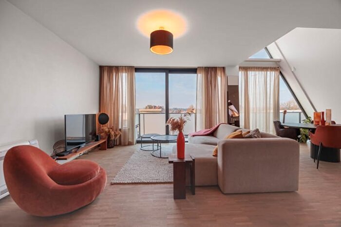 9-kamerappartement te koop in Sijsele