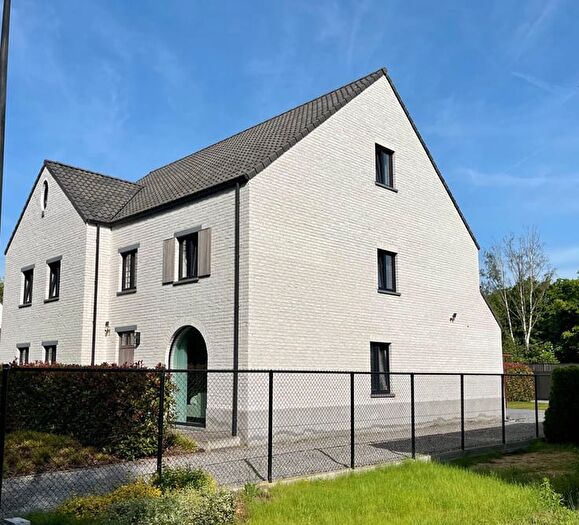 13-kamerhuis te koop in Neeroeteren