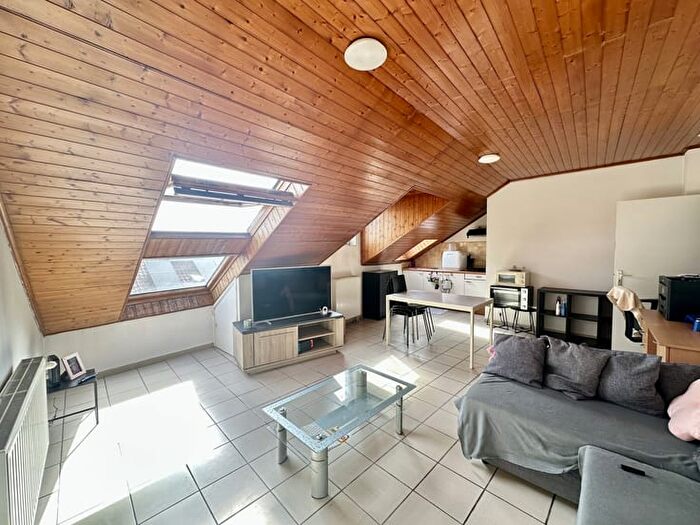 4-kamerappartement te huur in Courcelles