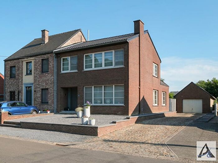 3-kamerhuis te koop in BILZEN-HOESELT