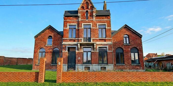 5-kamerhuis te koop in Estaimpuis
