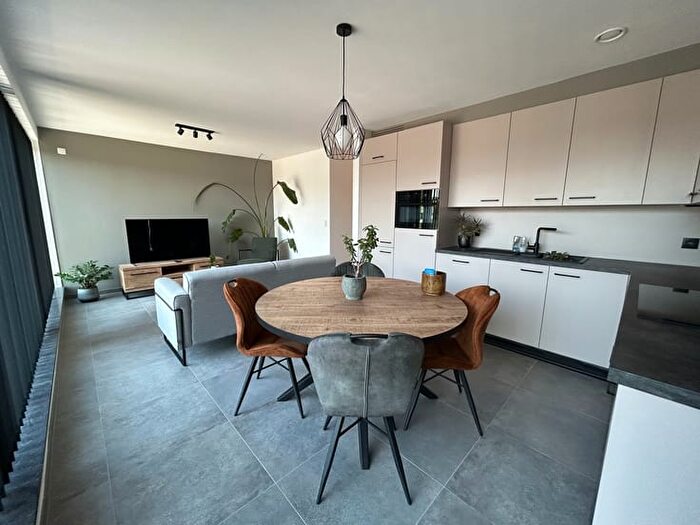 8-kamerappartement te huur in Langdorp