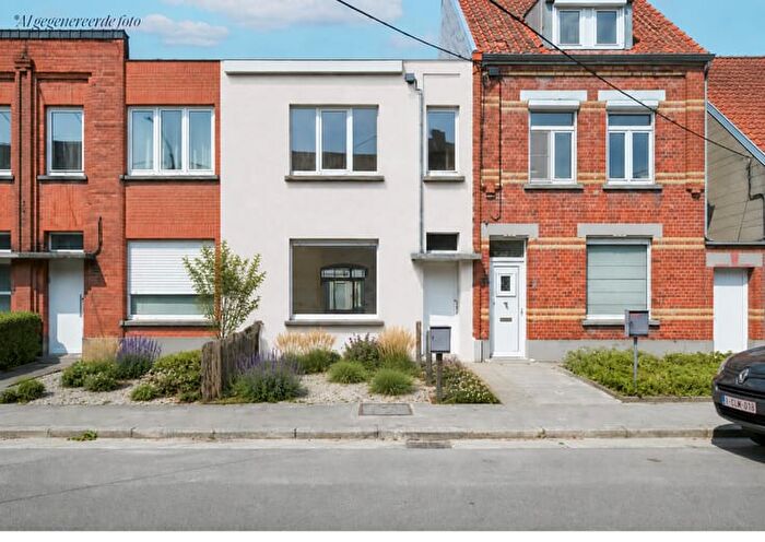 13-kamerhuis te koop in Roeselare