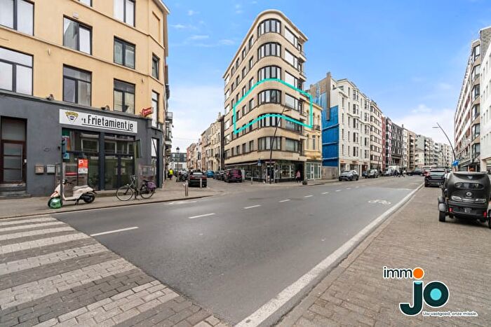 8-kamerappartement te koop in Oostende