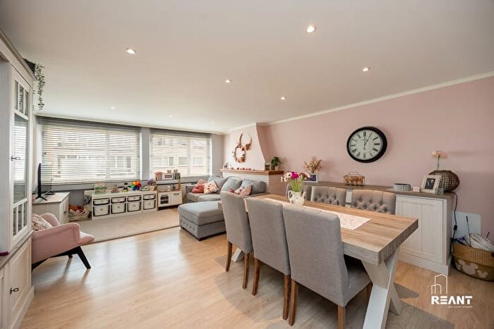 2-kamerappartement te koop in DEURNE