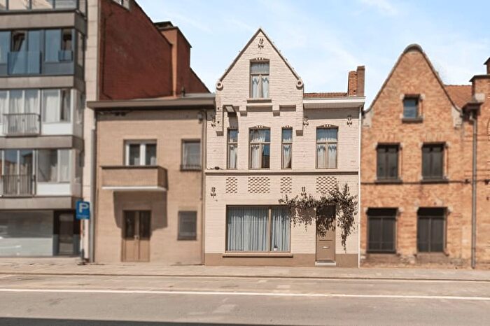 18-kamerhuis te koop in Roeselare