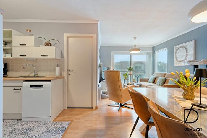 9-kamerappartement te koop in Bredene