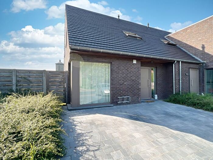 9-kamerhuis te koop in Torhout