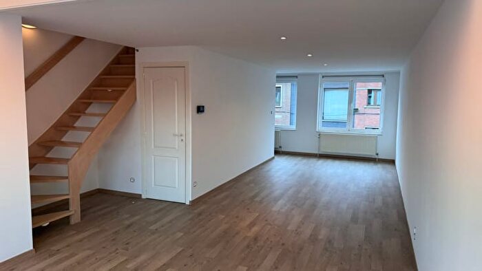 7-kamerappartement te huur in Saint-Ghislain