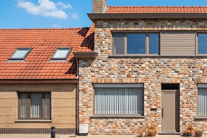 11-kamerhuis te koop in Damme