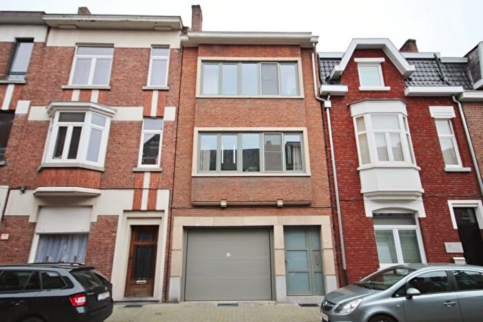 16-kamerhuis te huur in Sint-Truiden