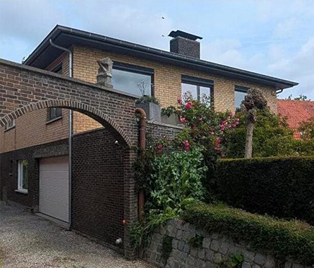 12-kamerhuis te koop in Wulpen