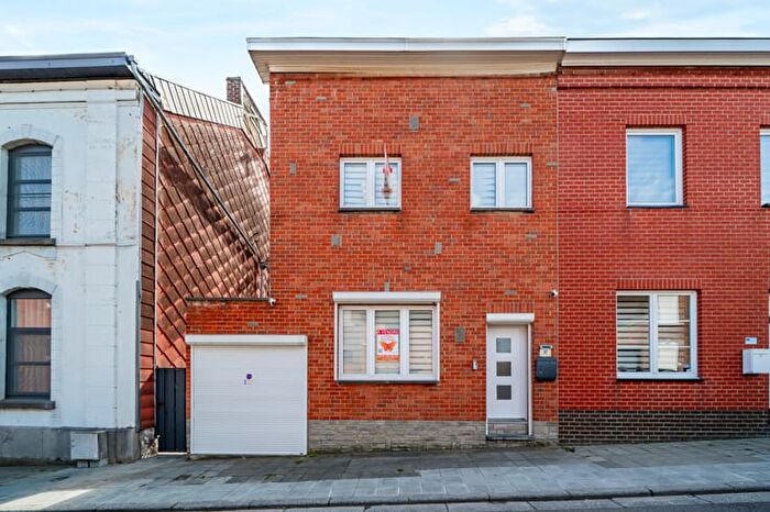 12-kamerhuis te koop in Charleroi