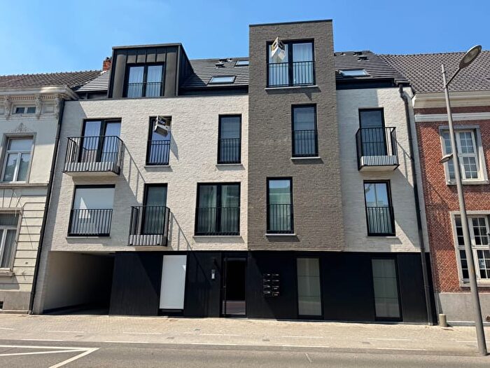 11-kamerappartement te koop in Sint-Gillis-Waas